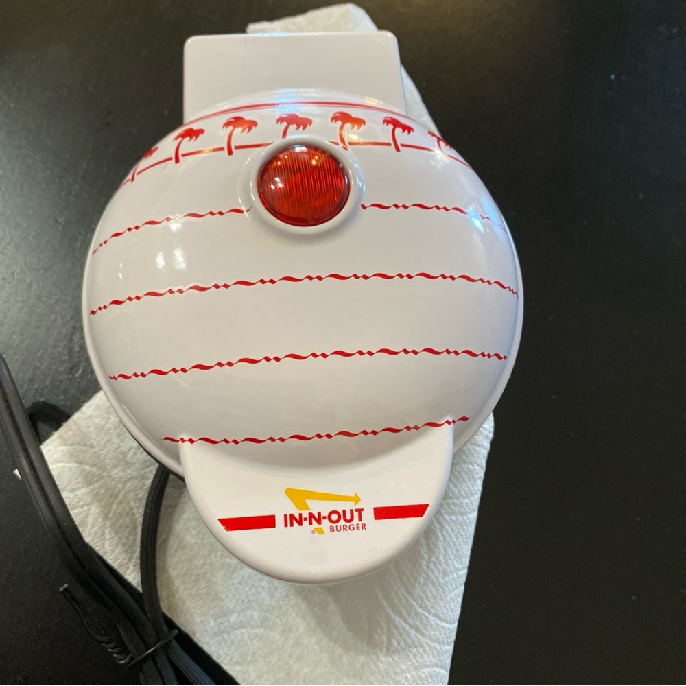 In-N-Out Burger waffle maker